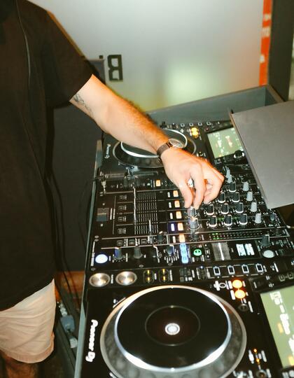 DJ Set, Netherlands
